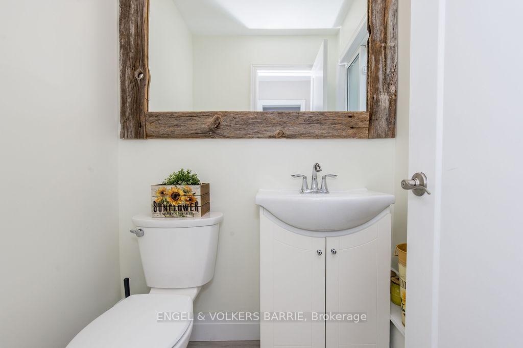 Photo 22 of 1175 Carson Road, Springwater, Midhurst — HOMEH