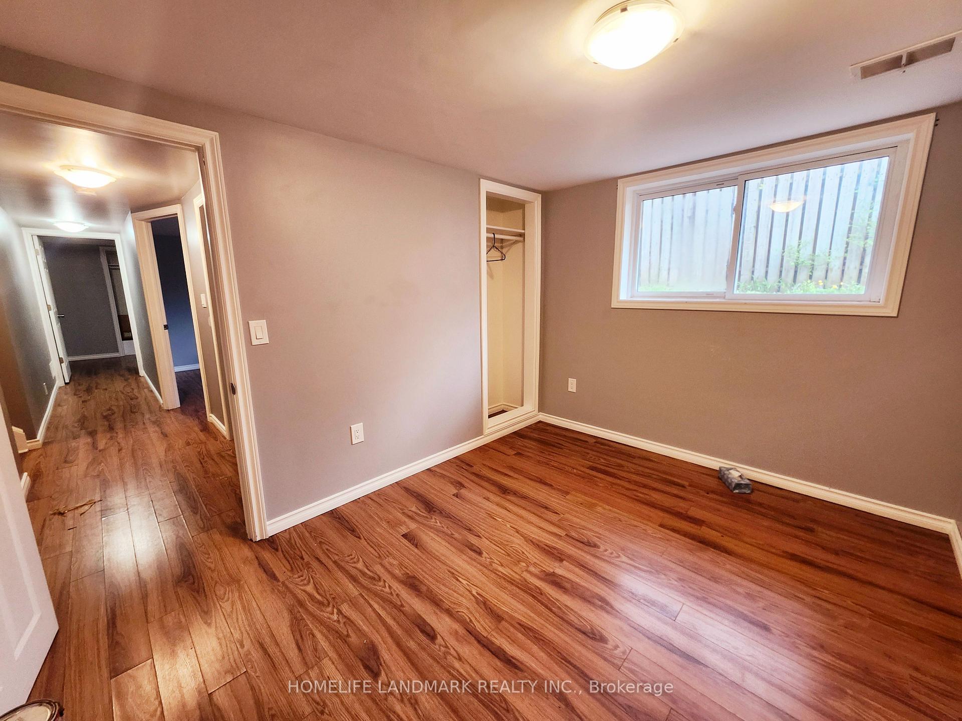 Photo 16 of 22 Oakmount Drive, St. Catharines, Glendale/Glenridge — HOMEH