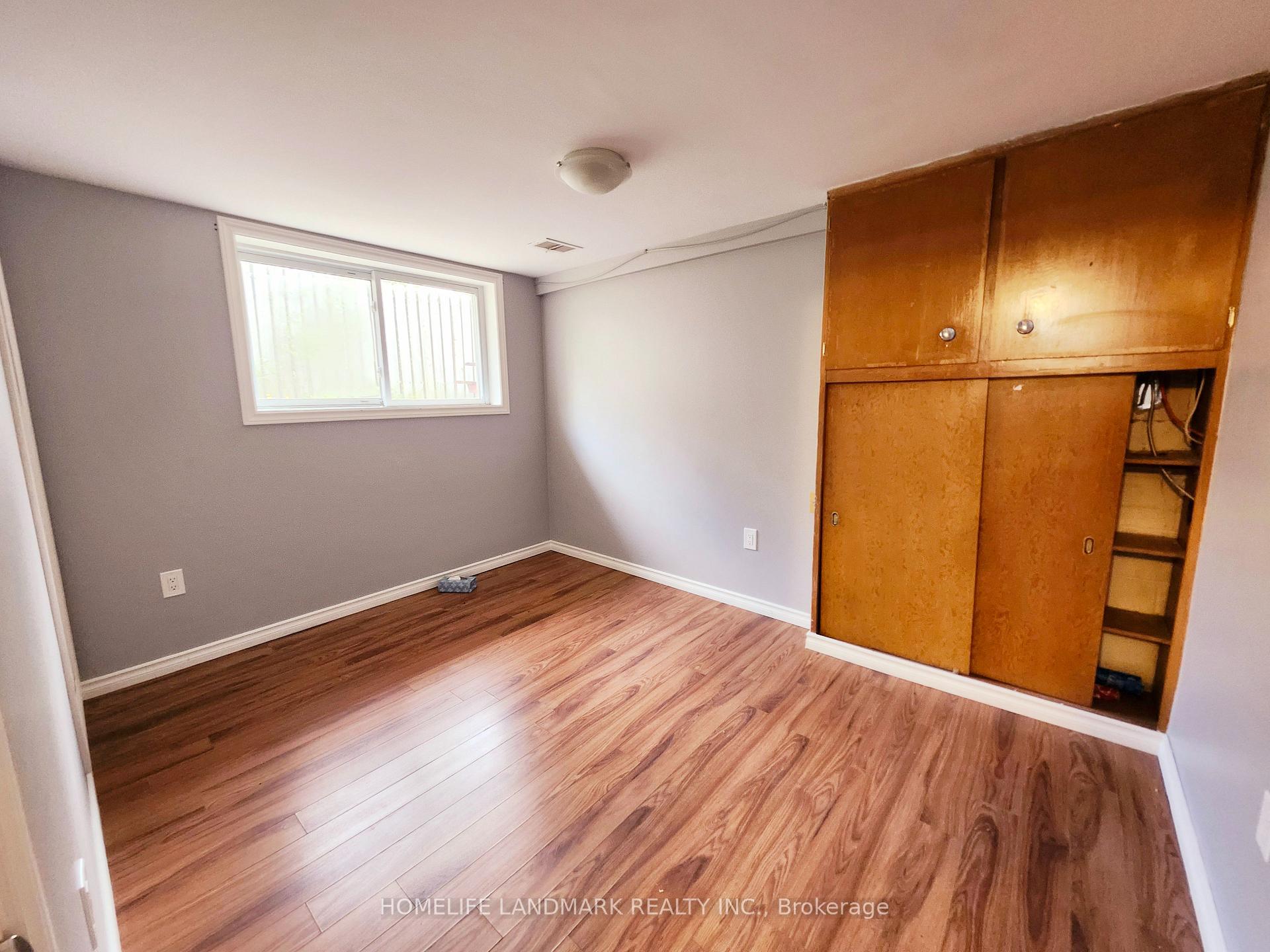 Photo 17 of 22 Oakmount Drive, St. Catharines, Glendale/Glenridge — HOMEH