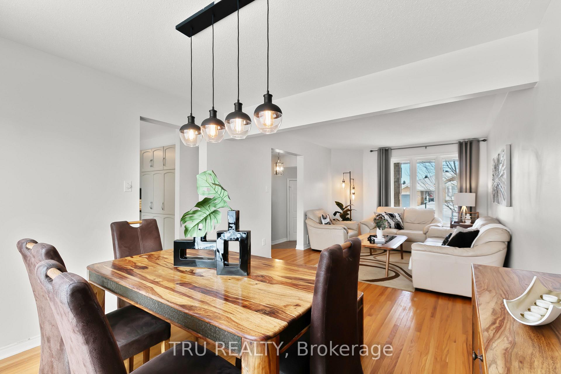 Photo 10 of 49 Stonepath Crescent N, Ottawa, Stittsville (Central) — HOMEH