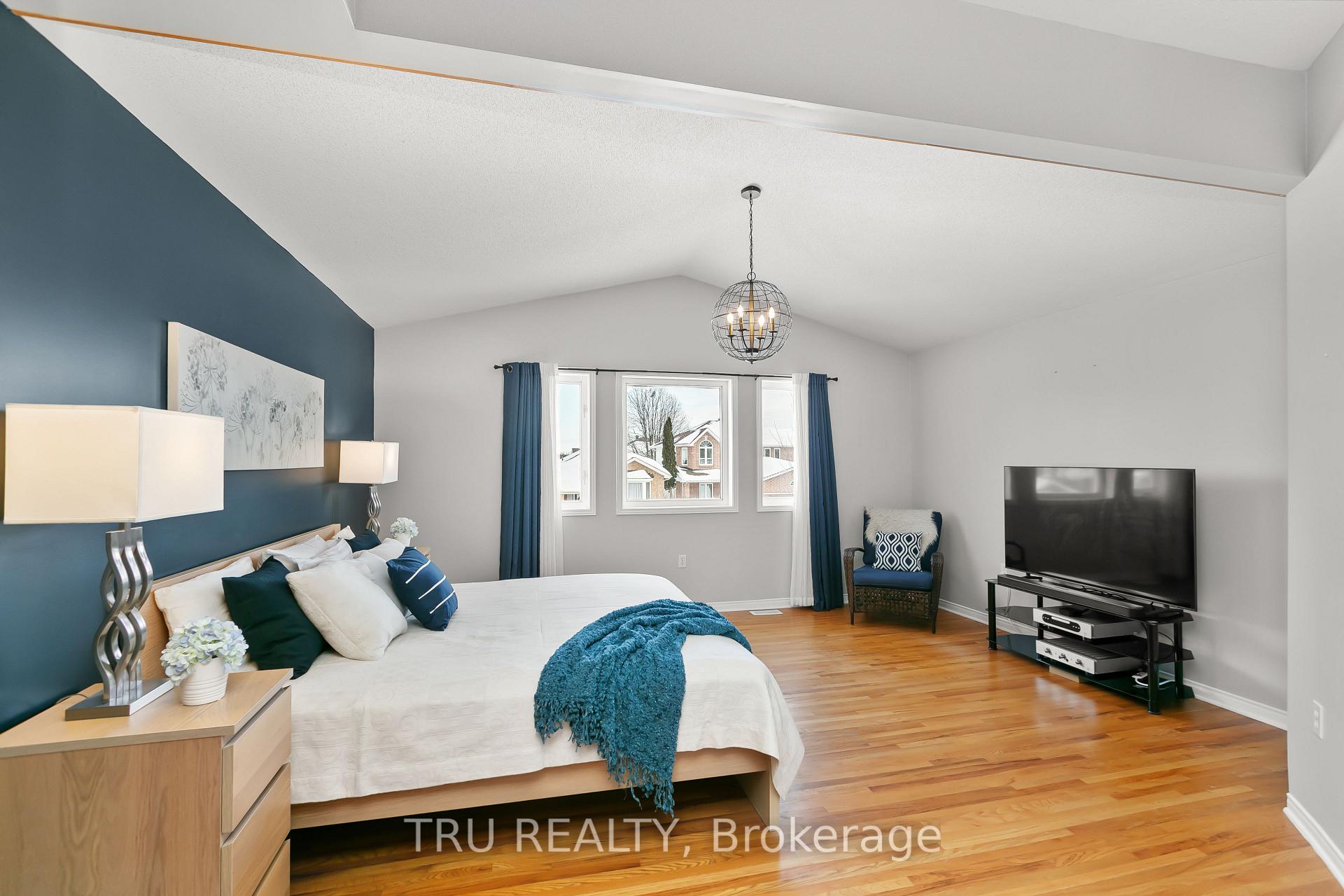 Photo 18 of 49 Stonepath Crescent N, Ottawa, Stittsville (Central) — HOMEH