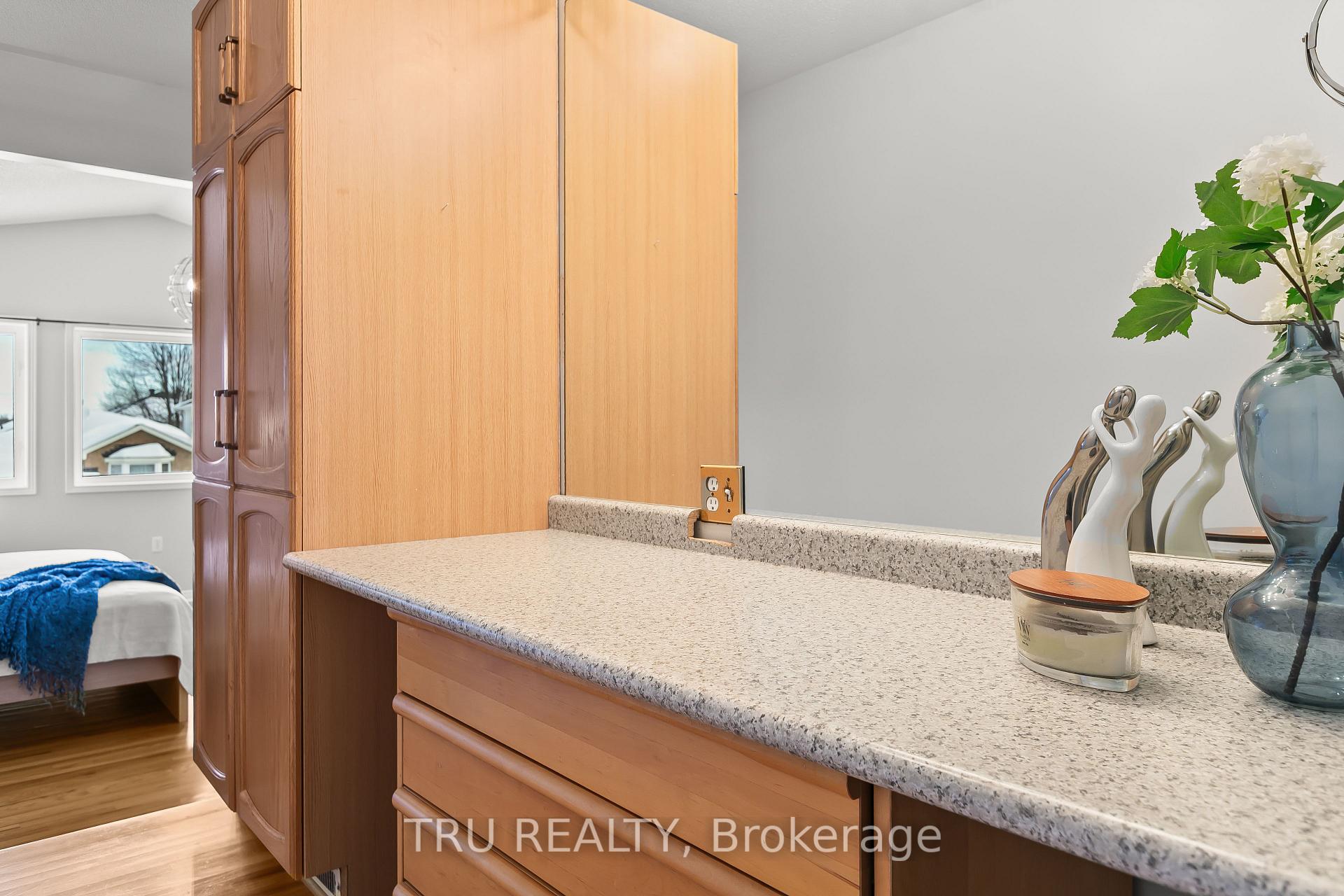 Photo 20 of 49 Stonepath Crescent N, Ottawa, Stittsville (Central) — HOMEH