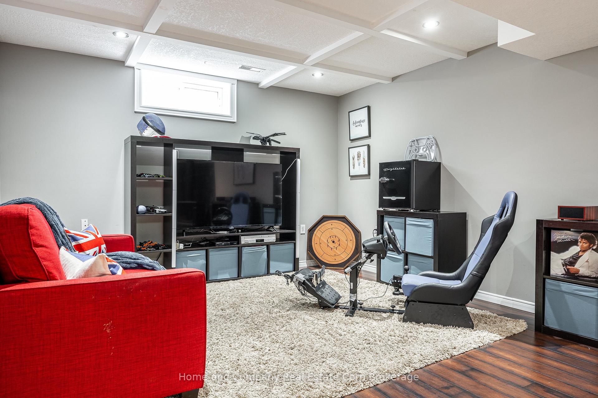 Photo 33 of 155 Franklin Drive, Stratford — HOMEH