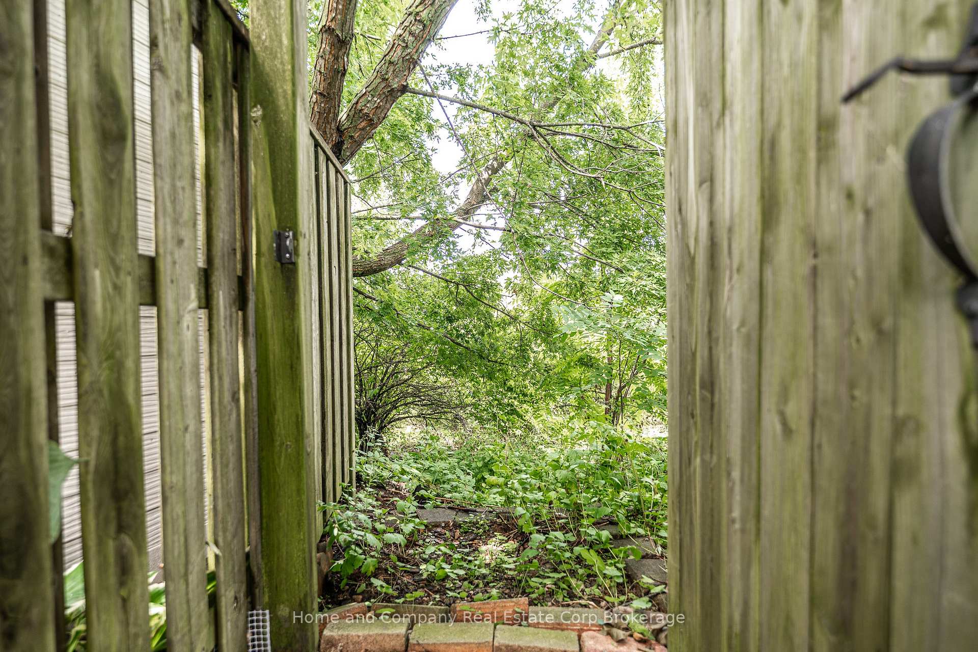 Photo 44 of 155 Franklin Drive, Stratford — HOMEH