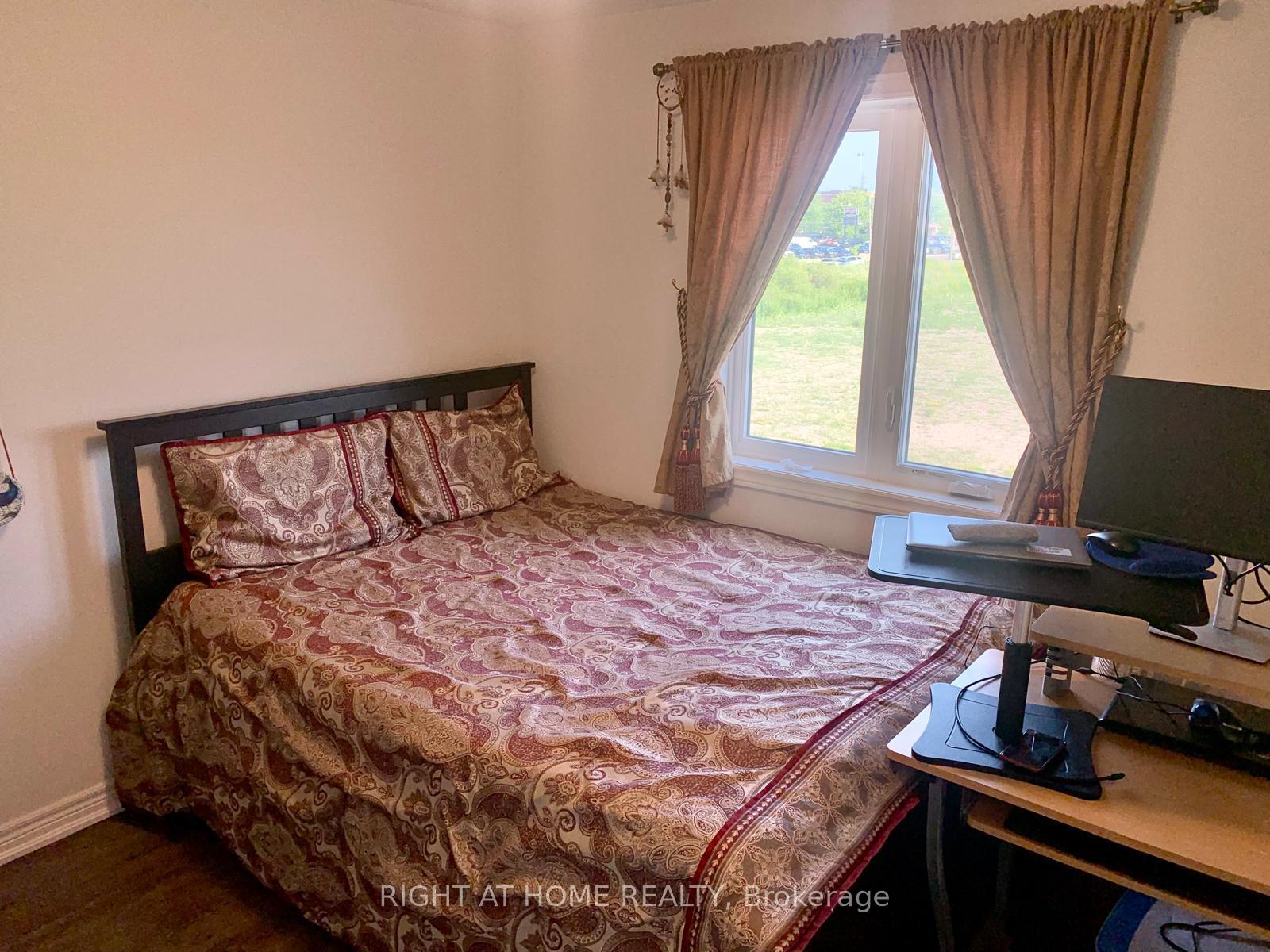 Photo 15 of 41 Noah Common, St. Catharines, Oakdale — HOMEH