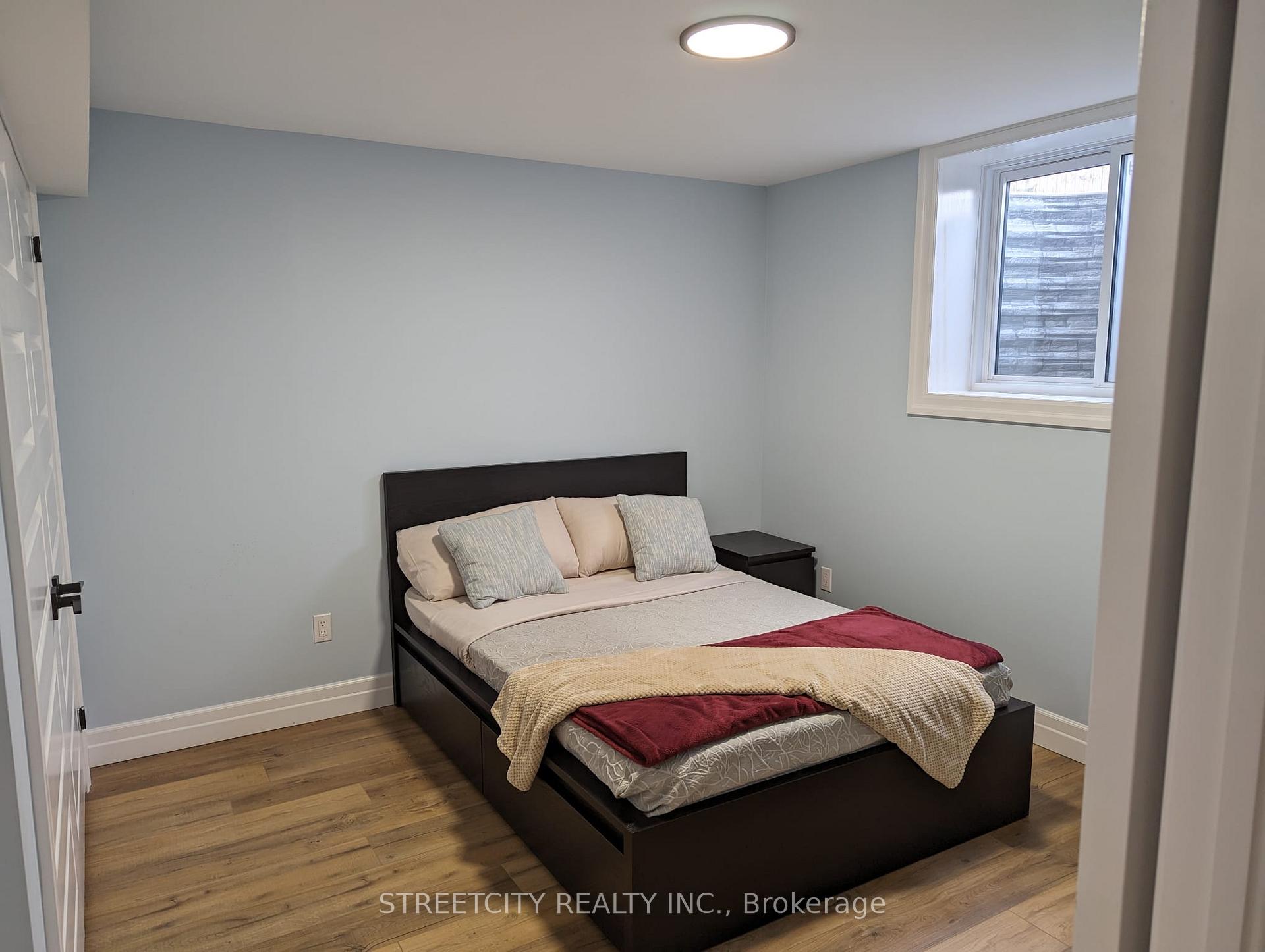 Photo 9 of 51 Foxtail Lane, St. Thomas — HOMEH
