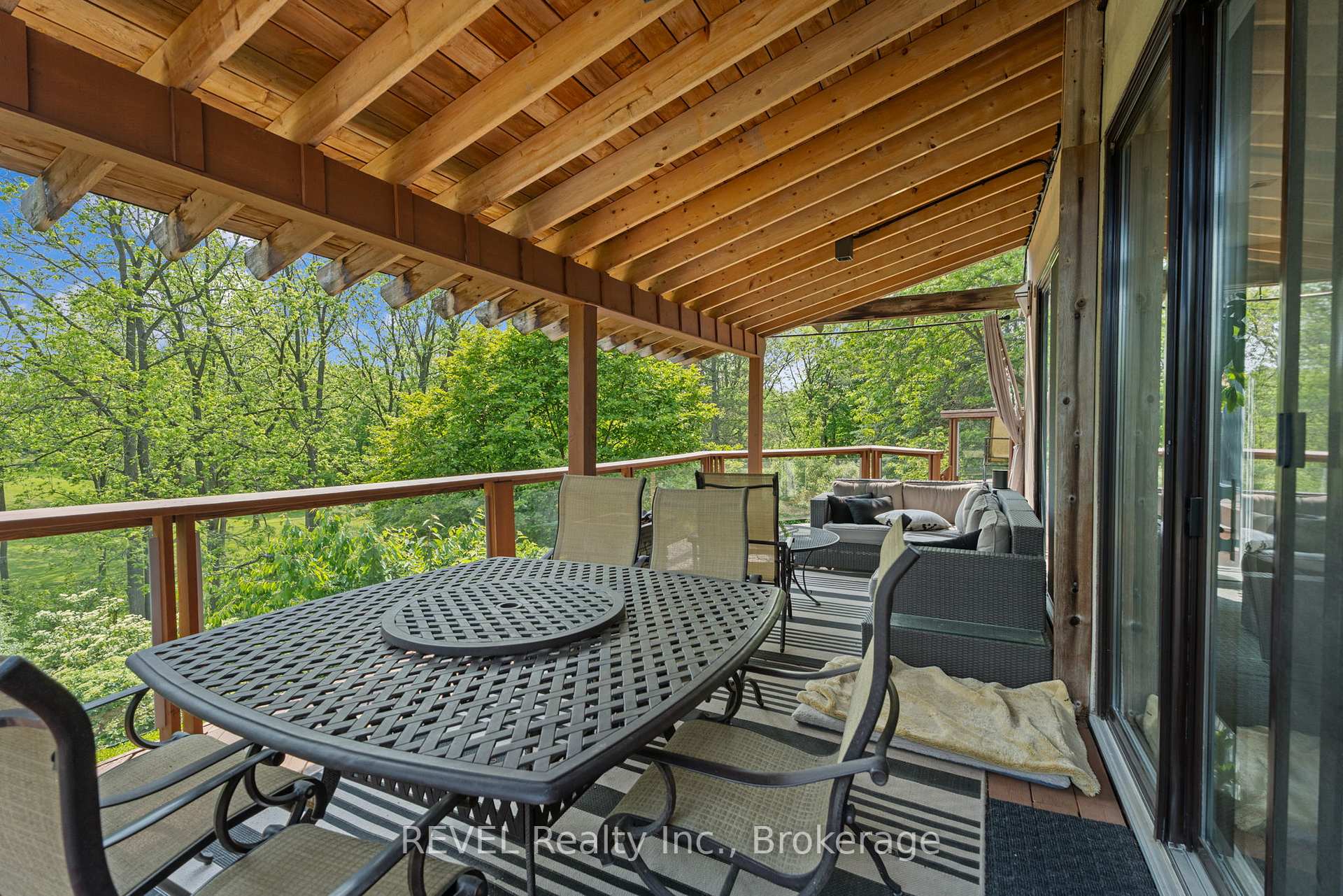 Photo 8 of 2721 Decew Road, St. Catharines, Rykert/Vansickle — HOMEH