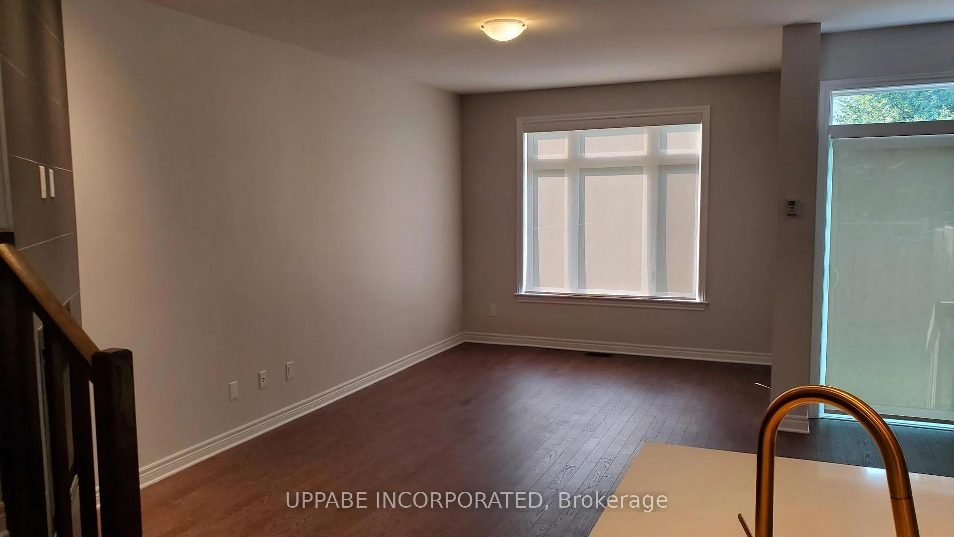 Photo 4 of 521 Bulat Court, Ottawa, Stittsville (North) — HOMEH