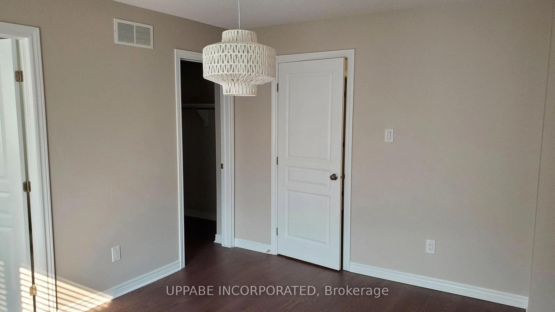 Photo 7 of 521 Bulat Court, Ottawa, Stittsville (North) — HOMEH