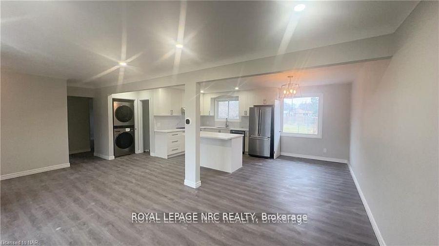 Photo 7 of Unit Upper, 31 Joanna Drive, St. Catharines, Vine/Linwell — HOMEH