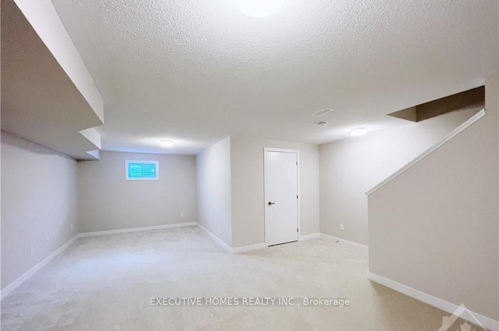 Photo 21 of 830 Bascule Place, Ottawa, Btwn Franktown Rd. & Fallowfield Rd. — HOMEH