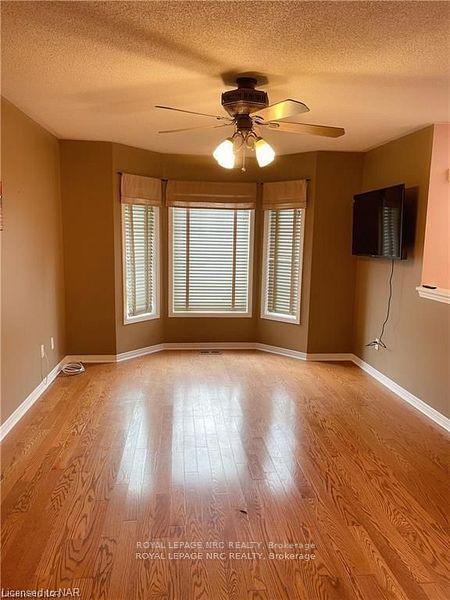 Photo 4 of 110 Vansickle Road, St. Catharines, Rykert/Vansickle — HOMEH