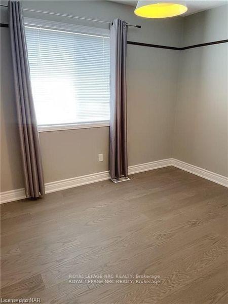 Photo 7 of 110 Vansickle Road, St. Catharines, Rykert/Vansickle — HOMEH