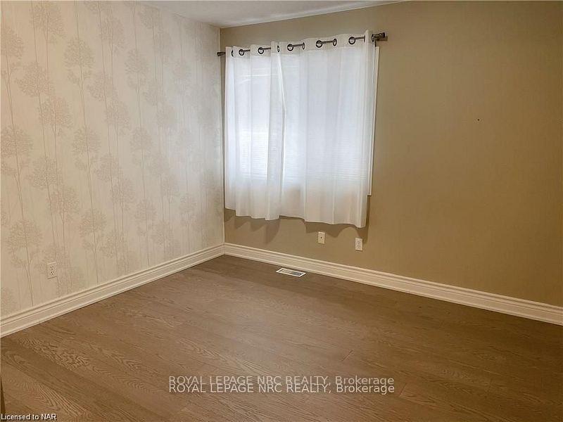 Photo 14 of 110 Vansickle Road, St. Catharines, Rykert/Vansickle — HOMEH