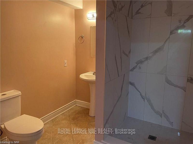 Photo 18 of 110 Vansickle Road, St. Catharines, Rykert/Vansickle — HOMEH