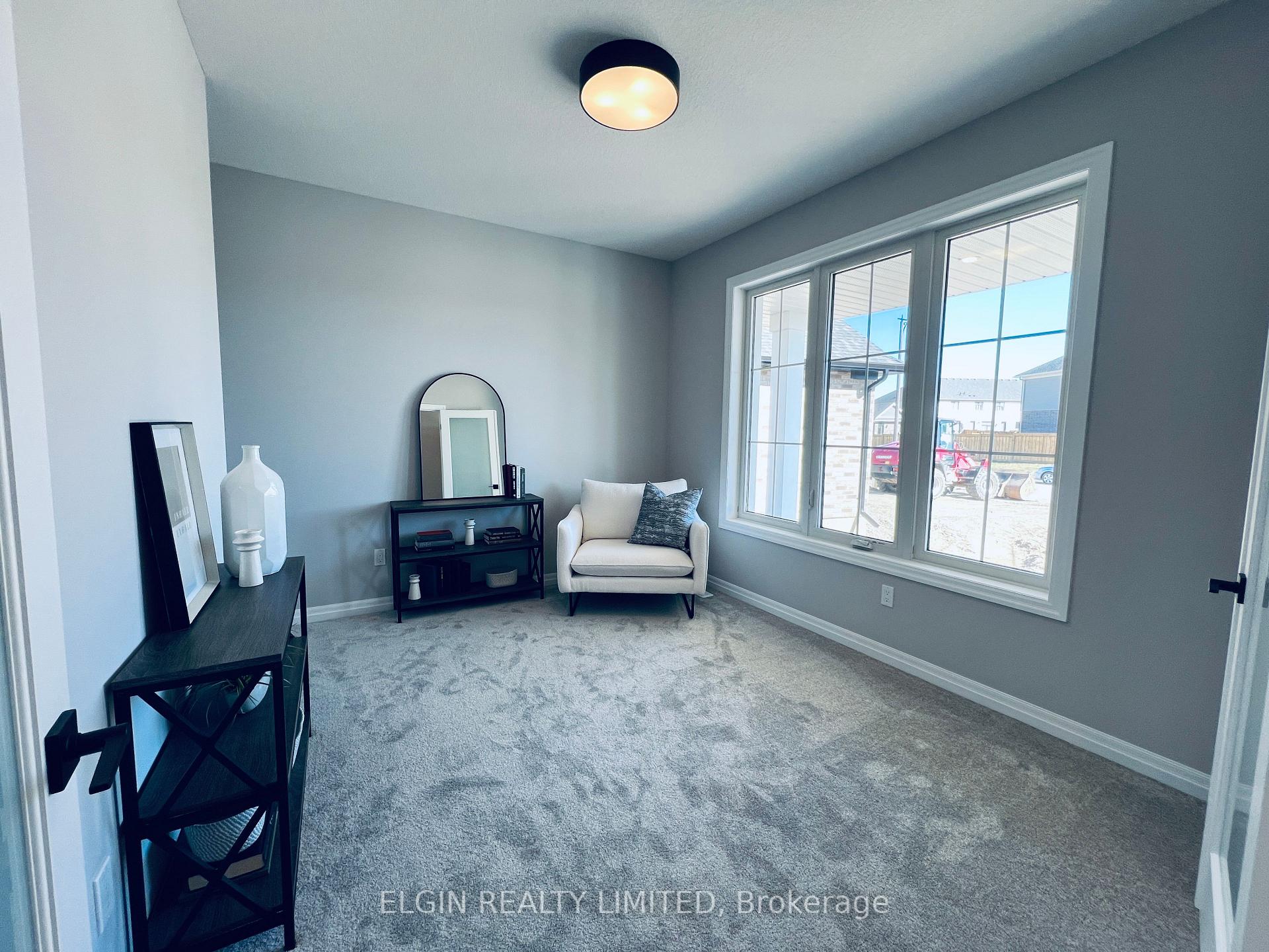 Photo 5 of 11 Dunning Way, St. Thomas — HOMEH