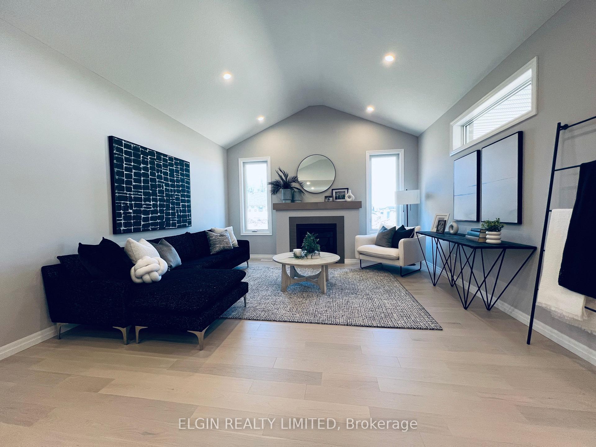 Photo 16 of 11 Dunning Way, St. Thomas — HOMEH