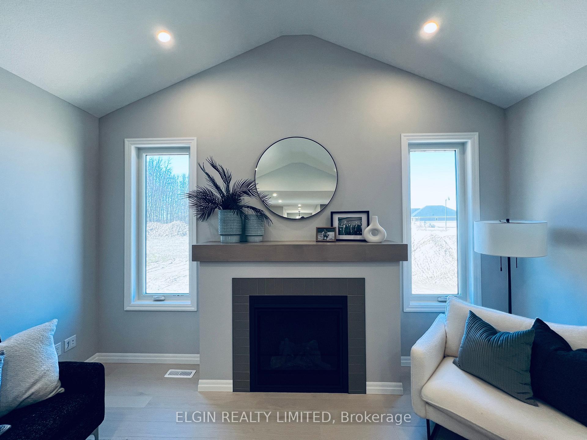 Photo 17 of 11 Dunning Way, St. Thomas — HOMEH