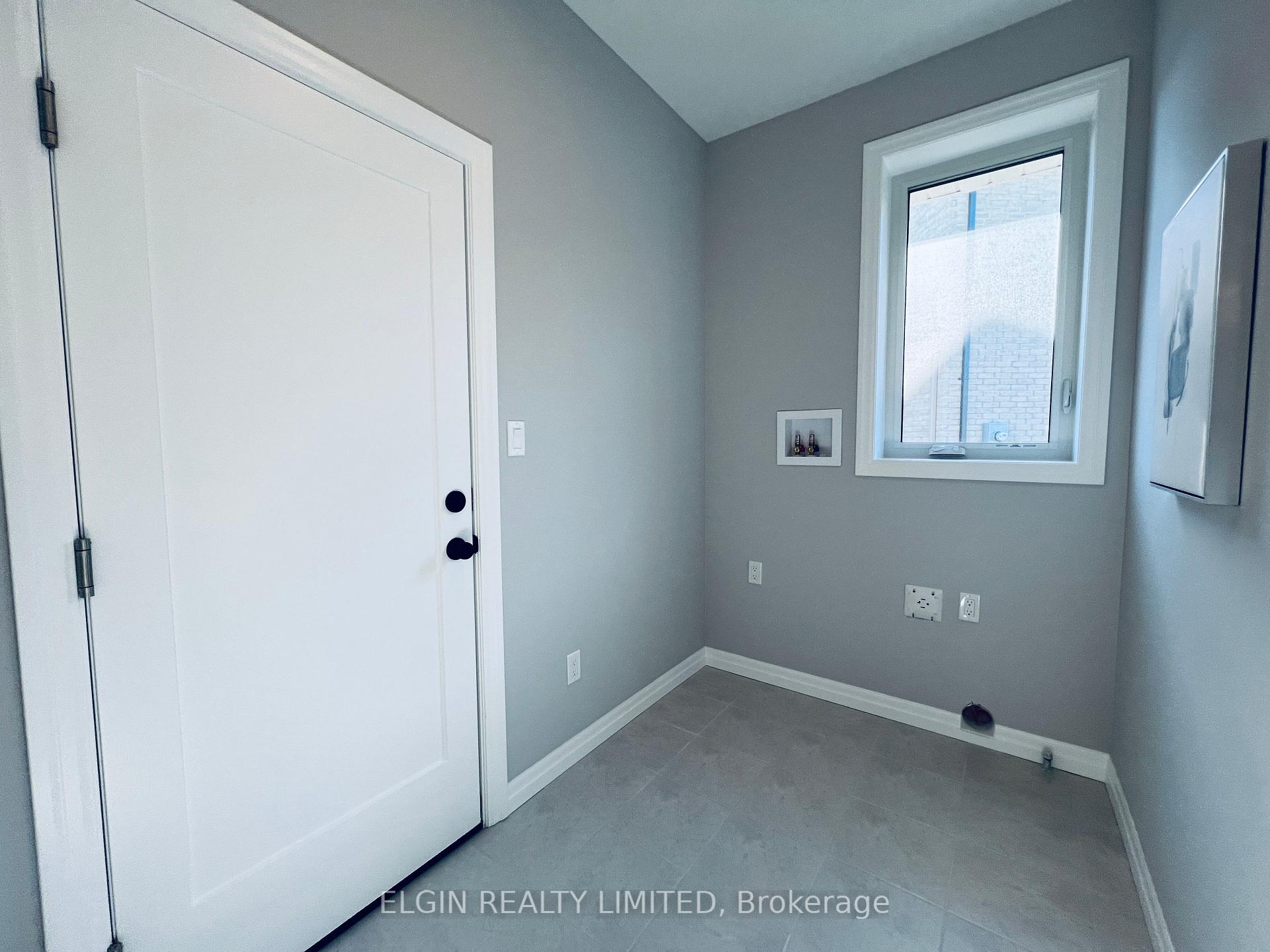 Photo 19 of 11 Dunning Way, St. Thomas — HOMEH