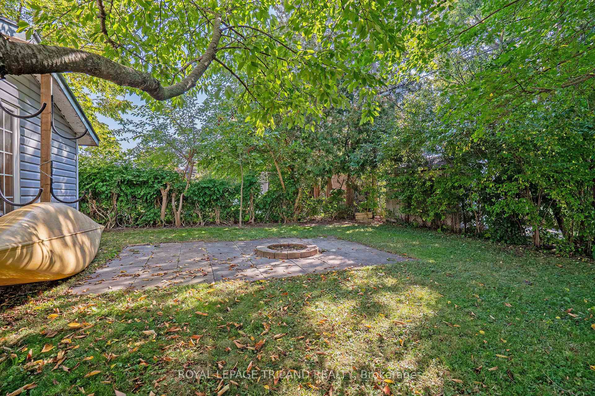 Photo 6 of 18 Tecumseh Street, St. Thomas — HOMEH