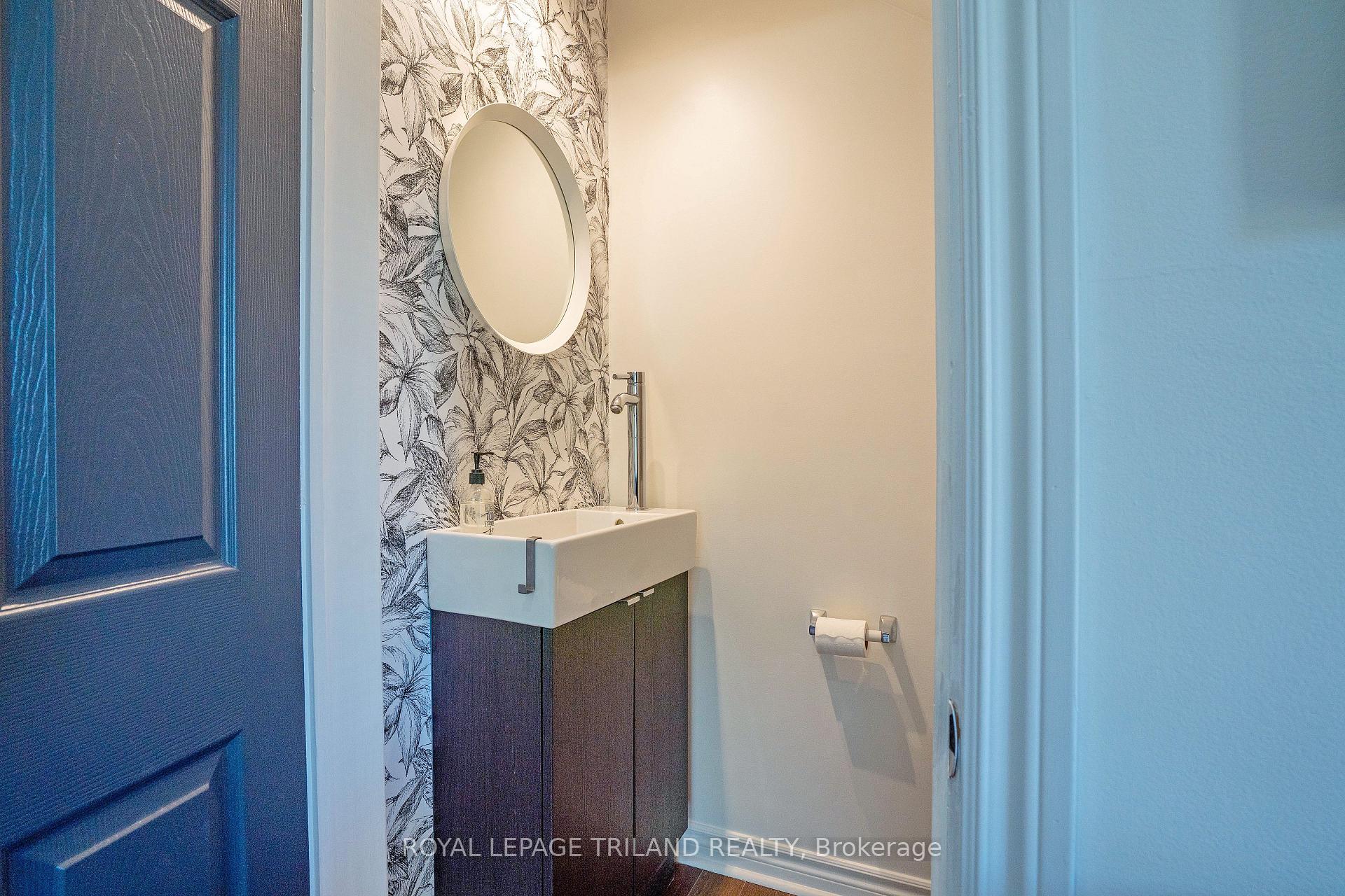 Photo 16 of 18 Tecumseh Street, St. Thomas — HOMEH