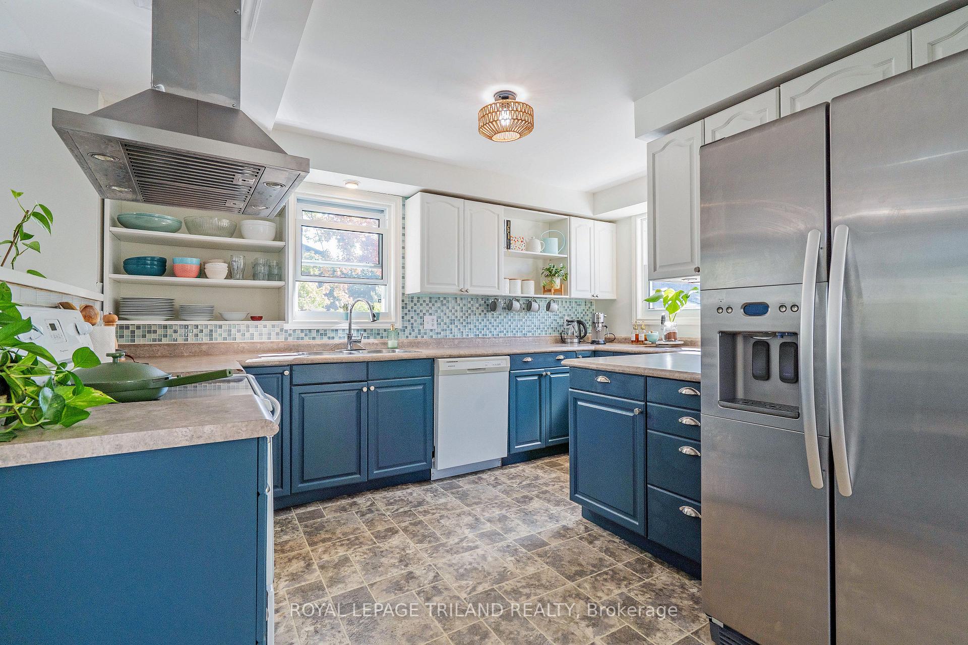 Photo 17 of 18 Tecumseh Street, St. Thomas — HOMEH