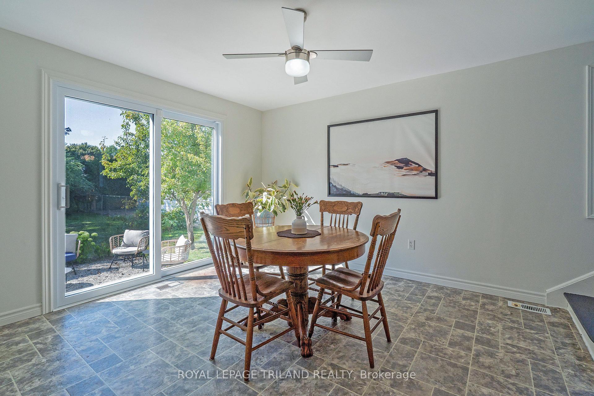 Photo 23 of 18 Tecumseh Street, St. Thomas — HOMEH