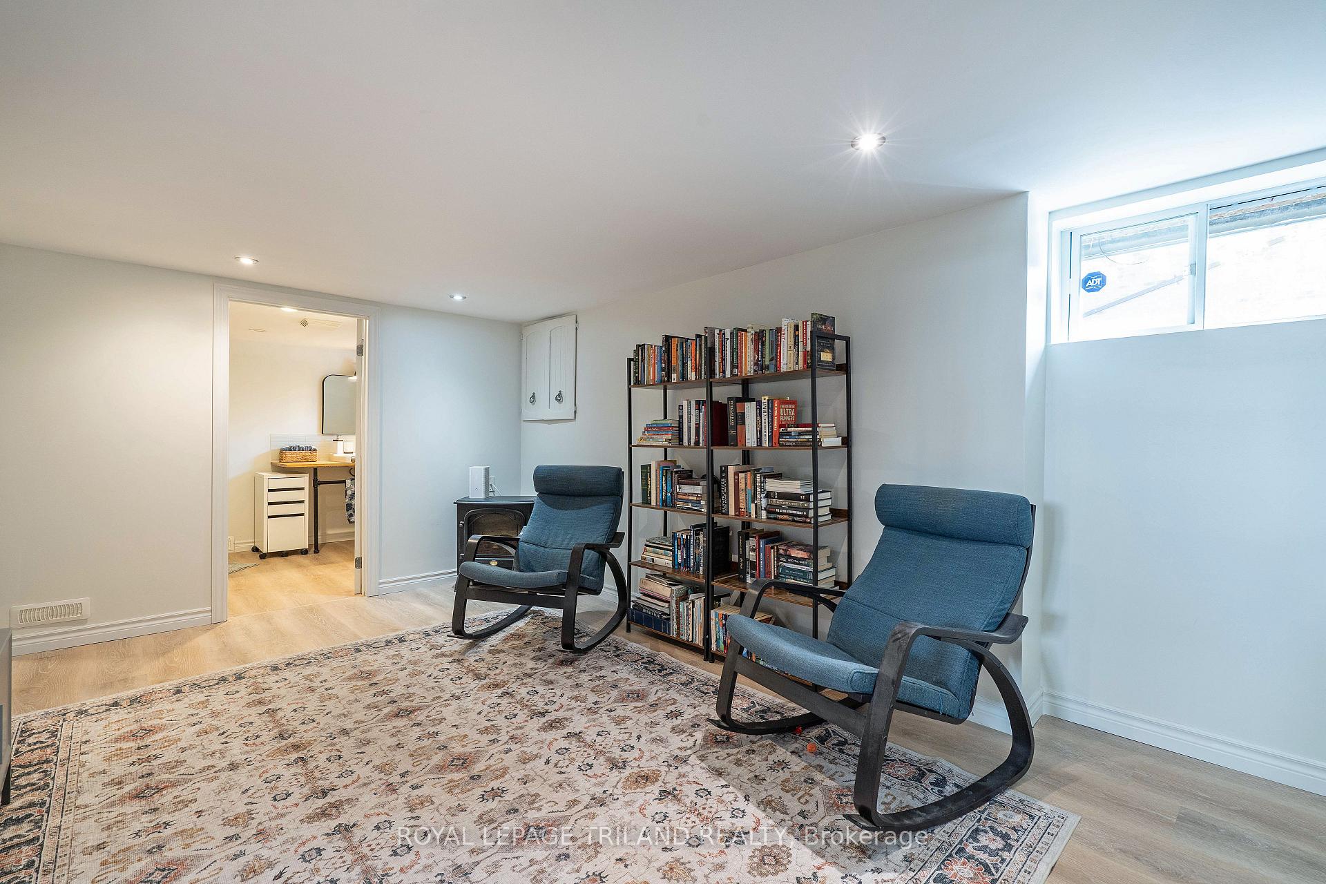 Photo 32 of 18 Tecumseh Street, St. Thomas — HOMEH