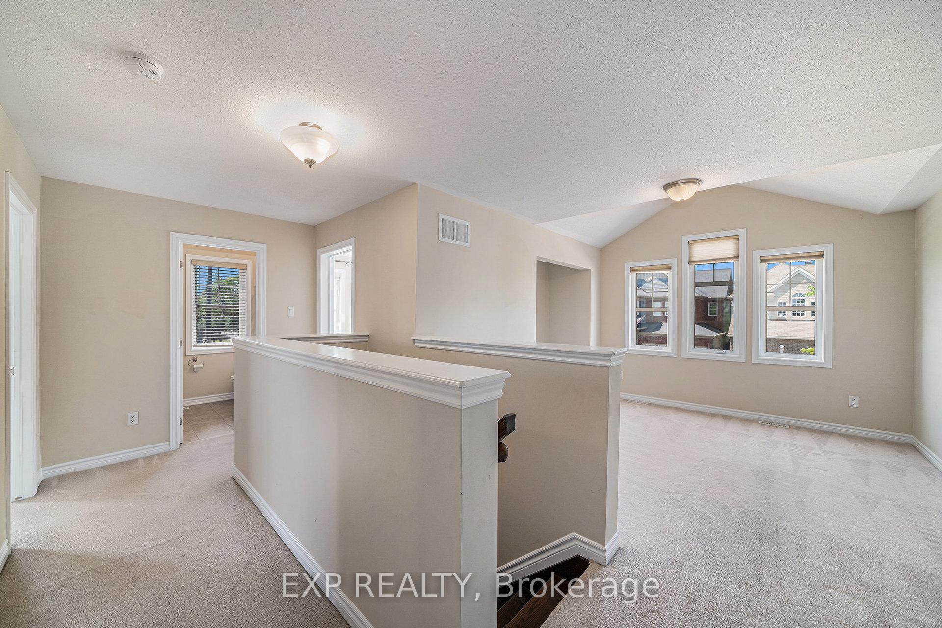 Photo 6 of 301 Gallantry Way, Ottawa, Stittsville (North) — HOMEH