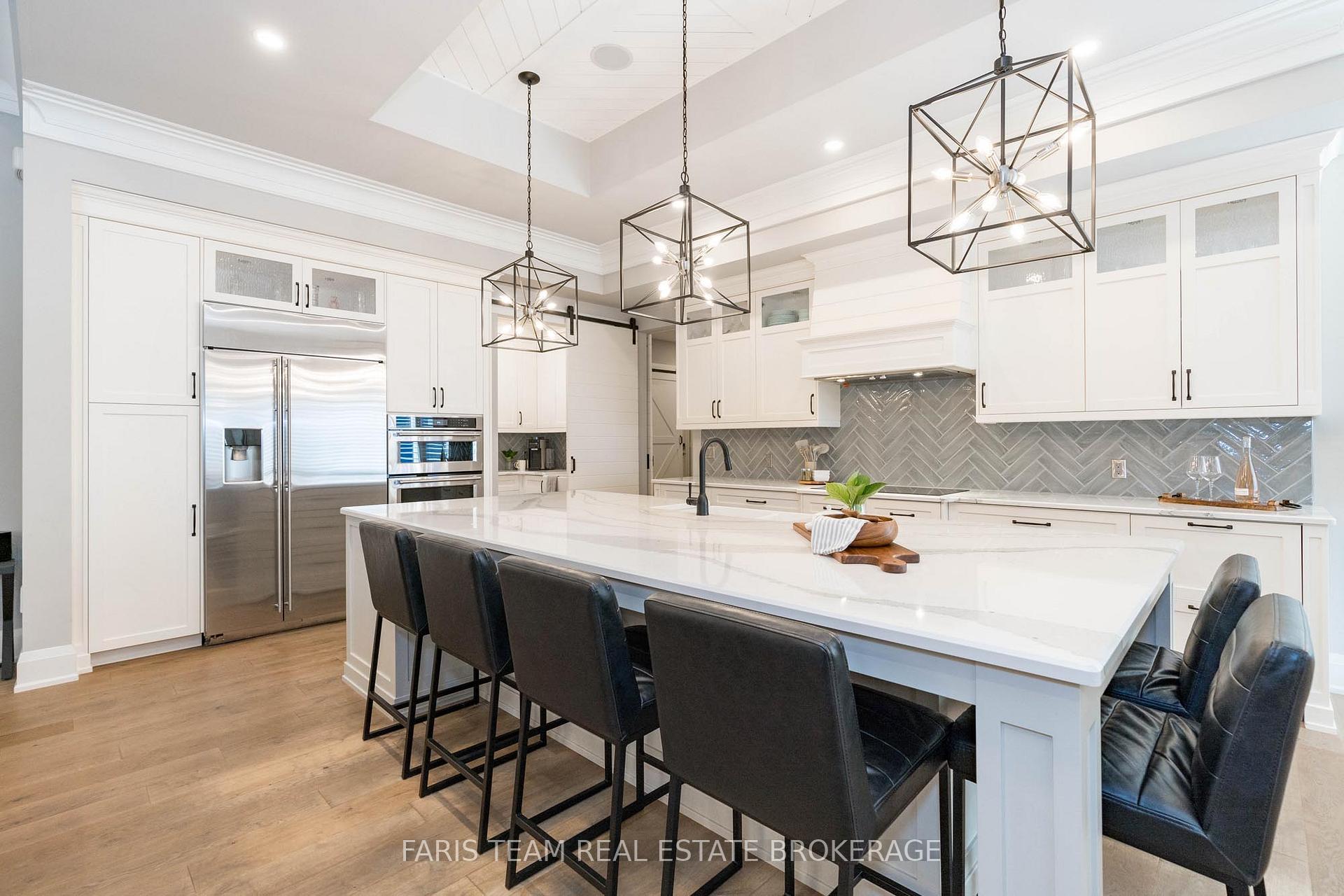 Photo 10 of 20 Barrie Hill Lane, Springwater, Snow Valley — HOMEH