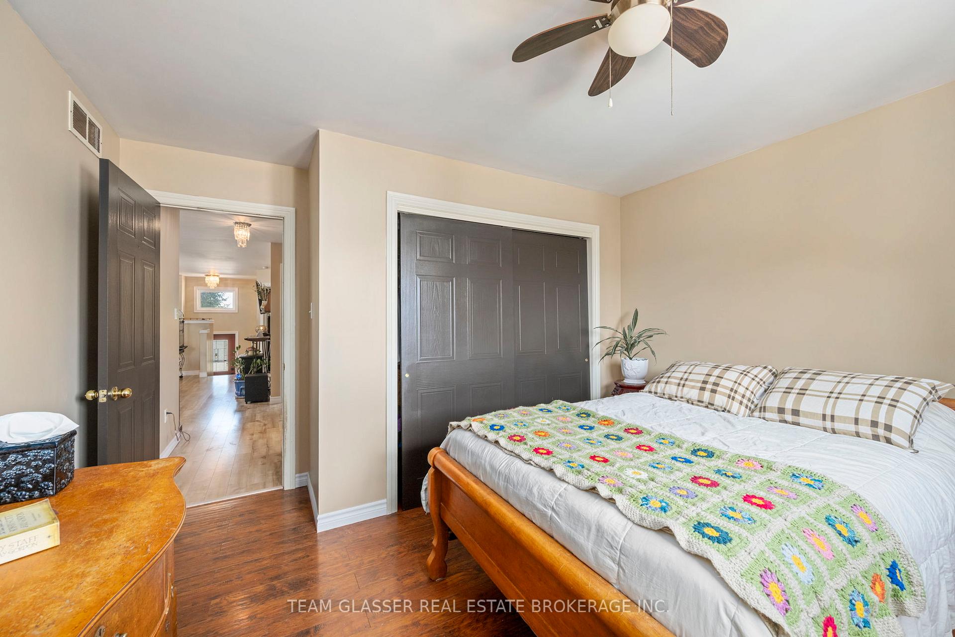 Photo 9 of 76 Juno Drive, St. Thomas — HOMEH