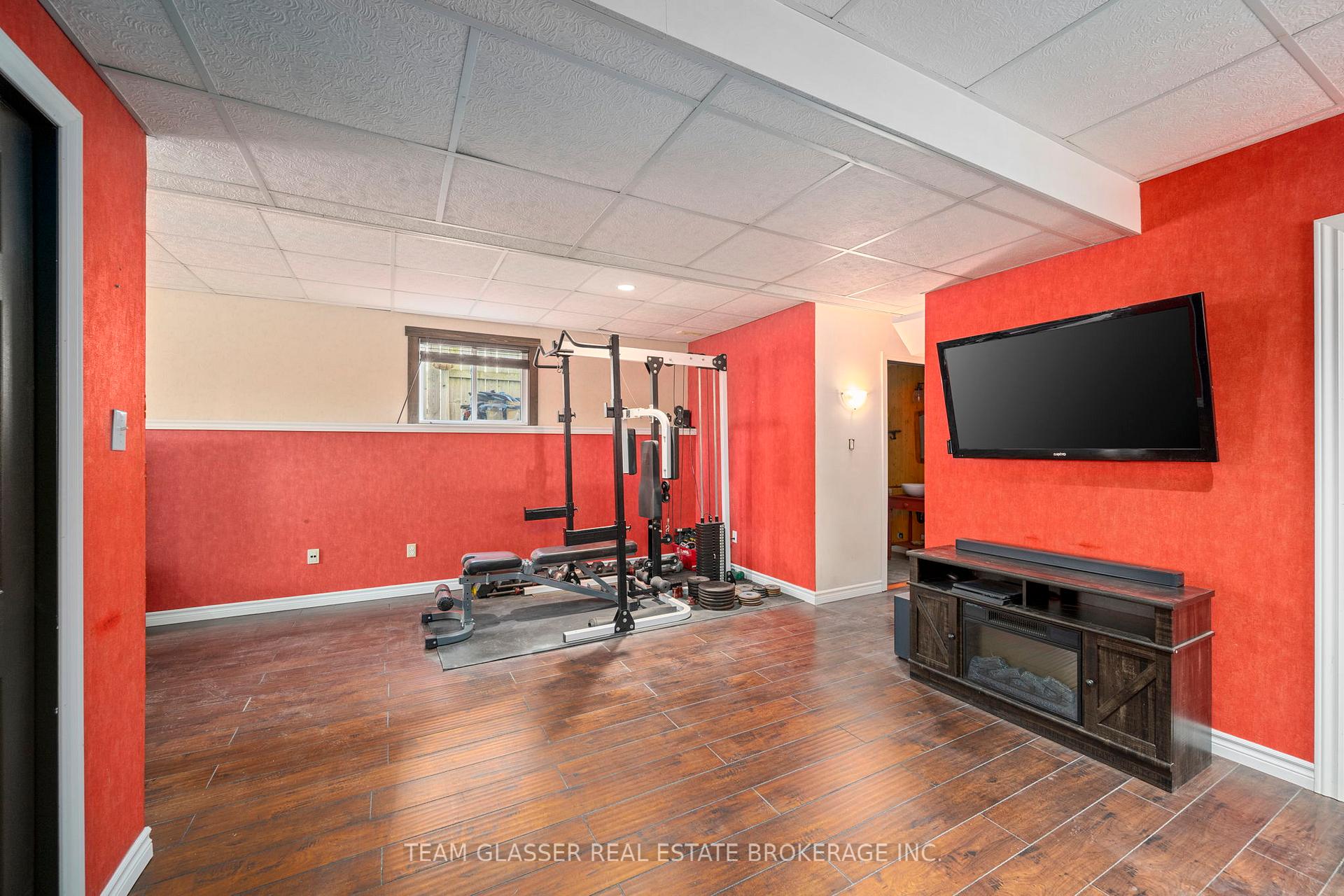 Photo 13 of 76 Juno Drive, St. Thomas — HOMEH