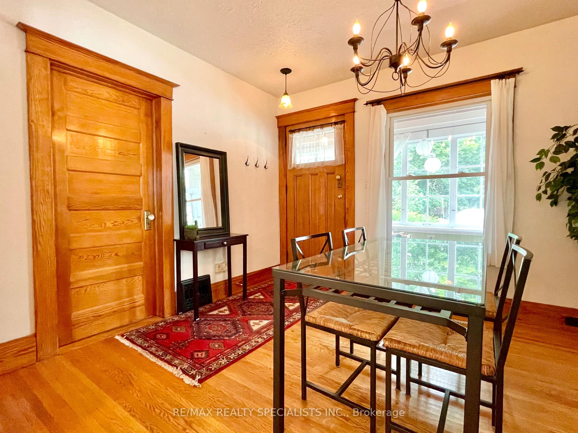 Photo 14 of 56 Woodland Avenue, St. Catharines, Downtown — HOMEH