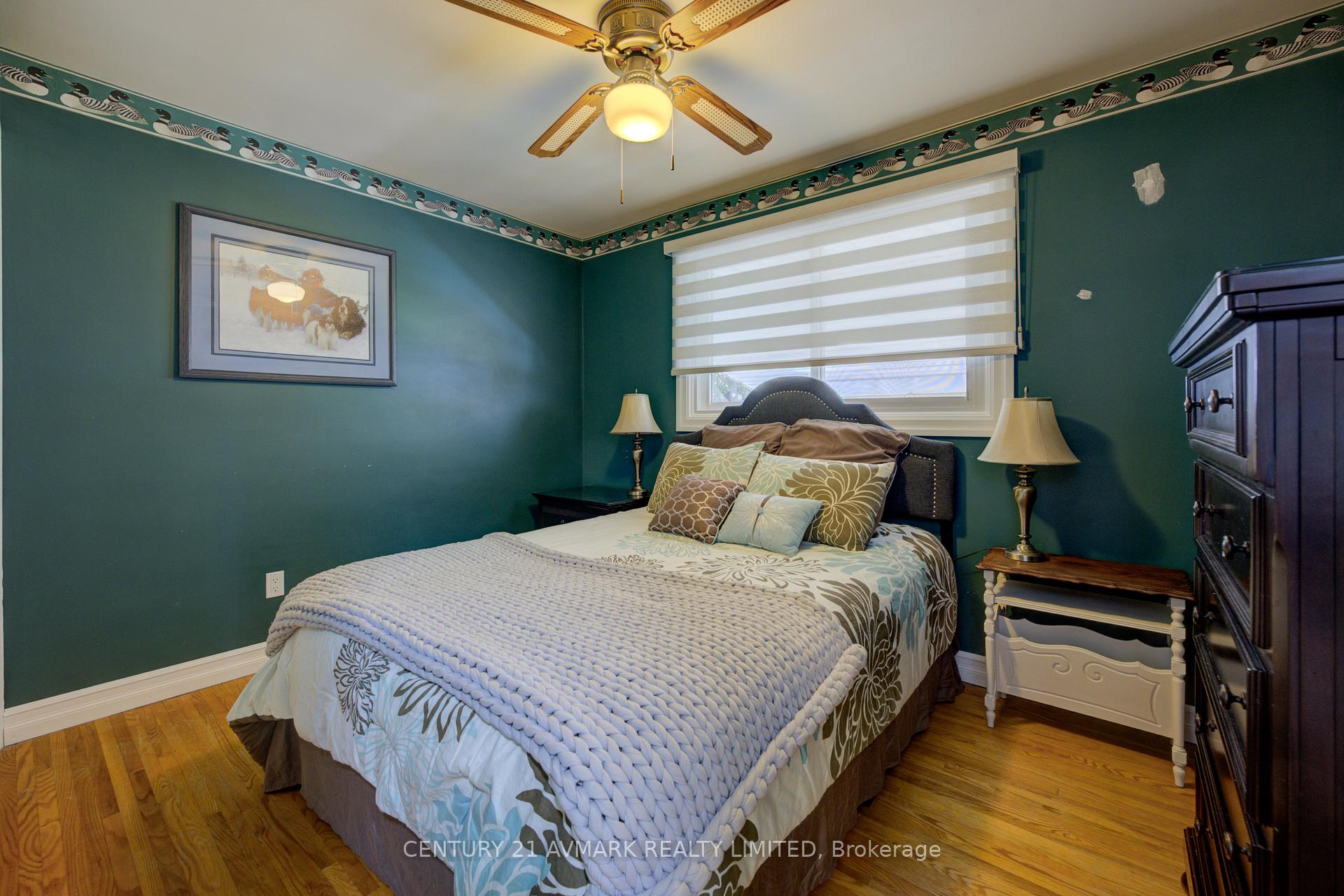 Photo 16 of 10 Royale Road, St. Catharines, Lakeport — HOMEH