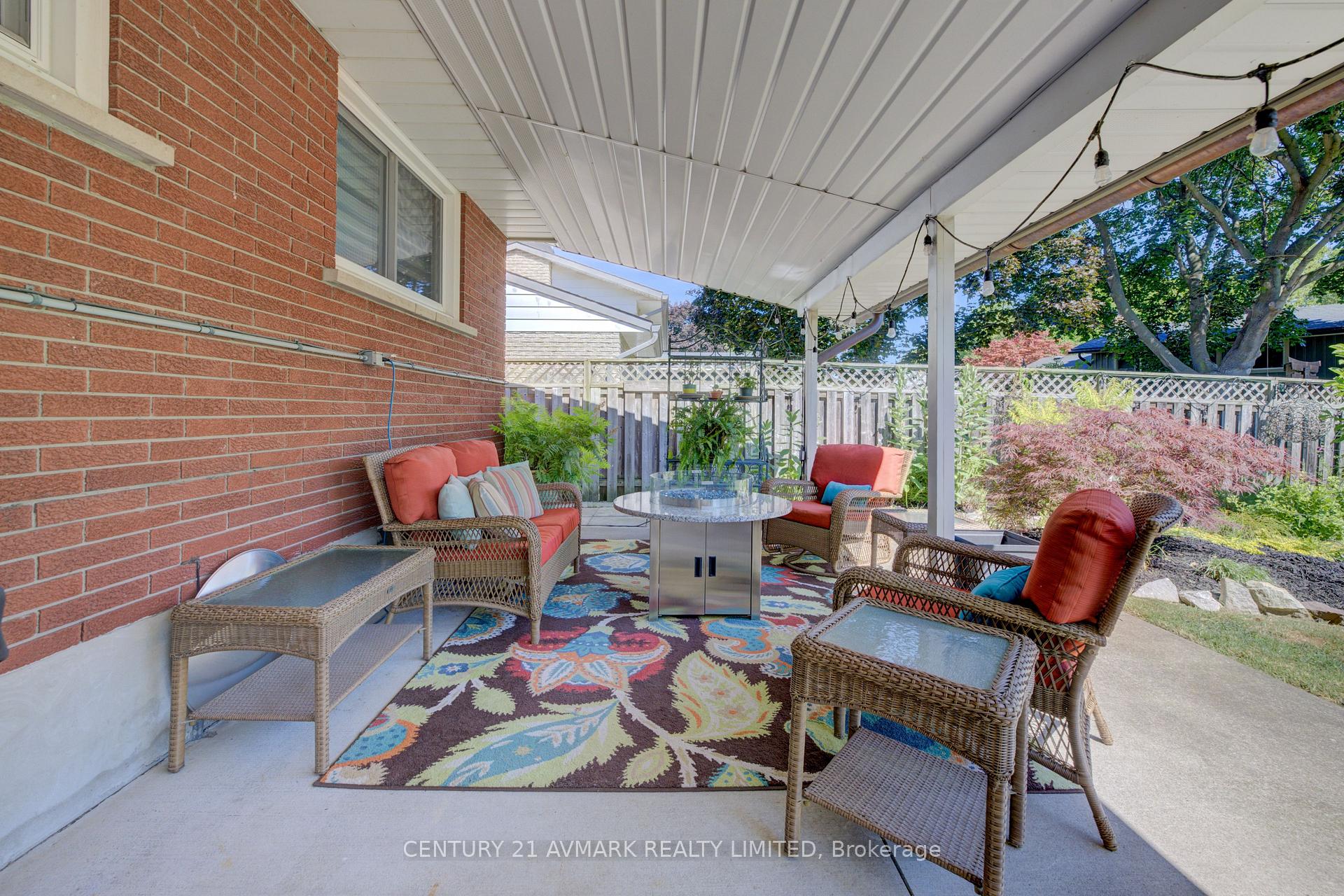 Photo 26 of 10 Royale Road, St. Catharines, Lakeport — HOMEH
