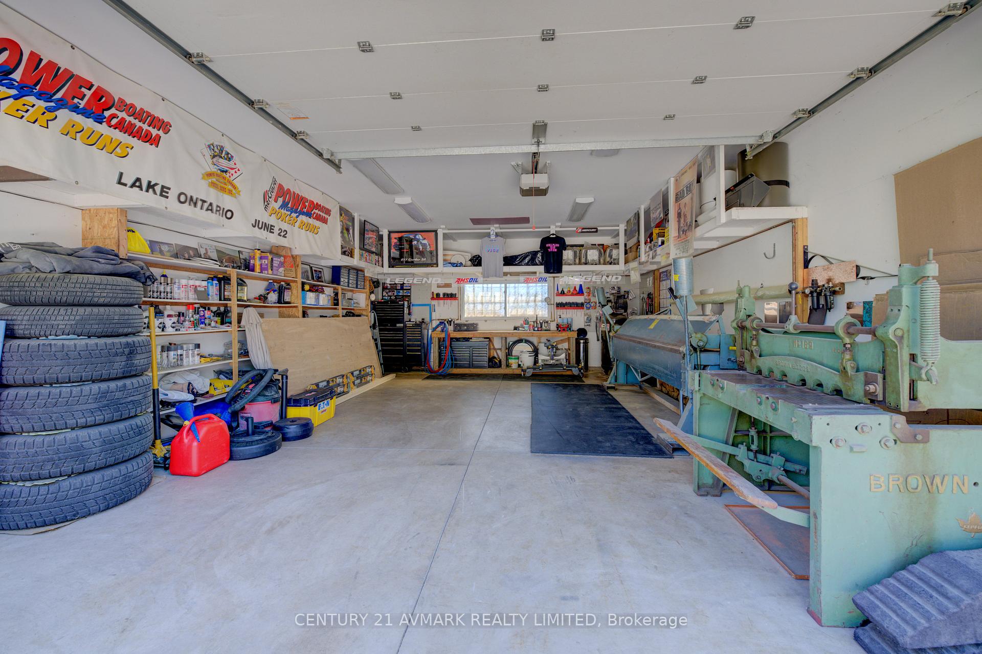 Photo 27 of 10 Royale Road, St. Catharines, Lakeport — HOMEH