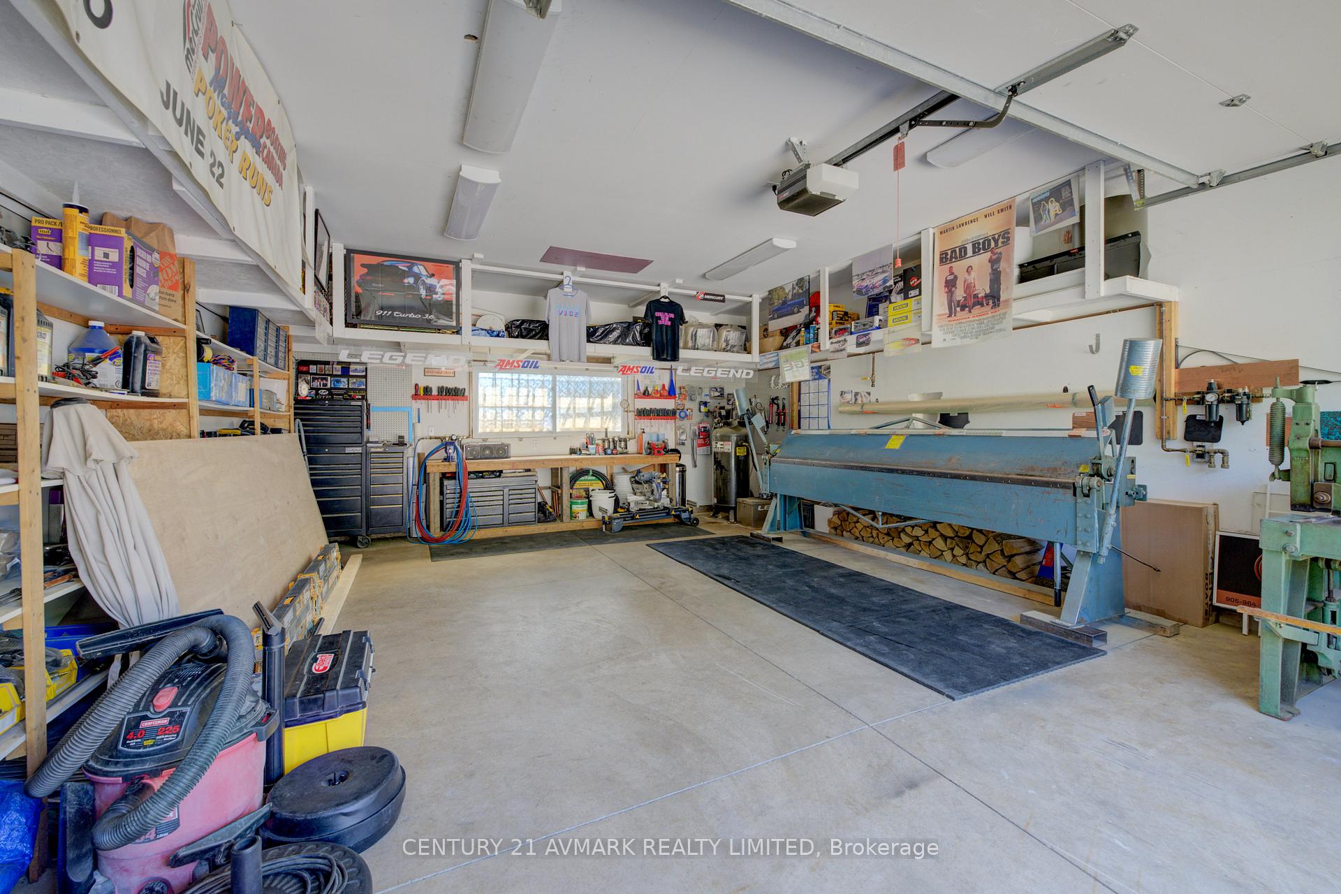 Photo 28 of 10 Royale Road, St. Catharines, Lakeport — HOMEH