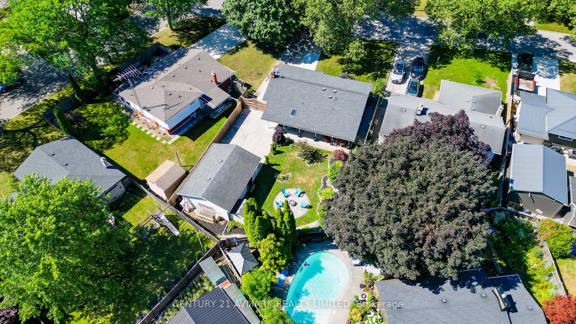Photo 45 of 10 Royale Road, St. Catharines, Lakeport — HOMEH