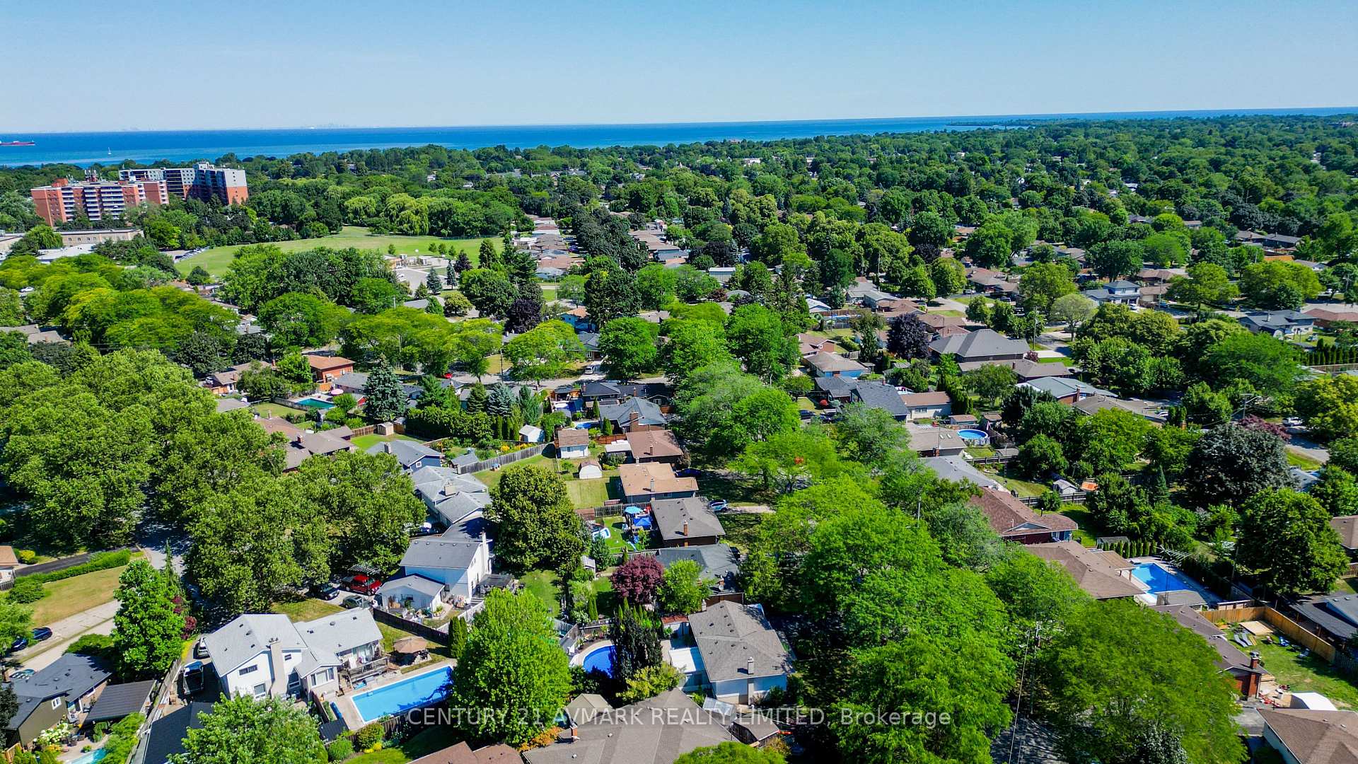 Photo 47 of 10 Royale Road, St. Catharines, Lakeport — HOMEH
