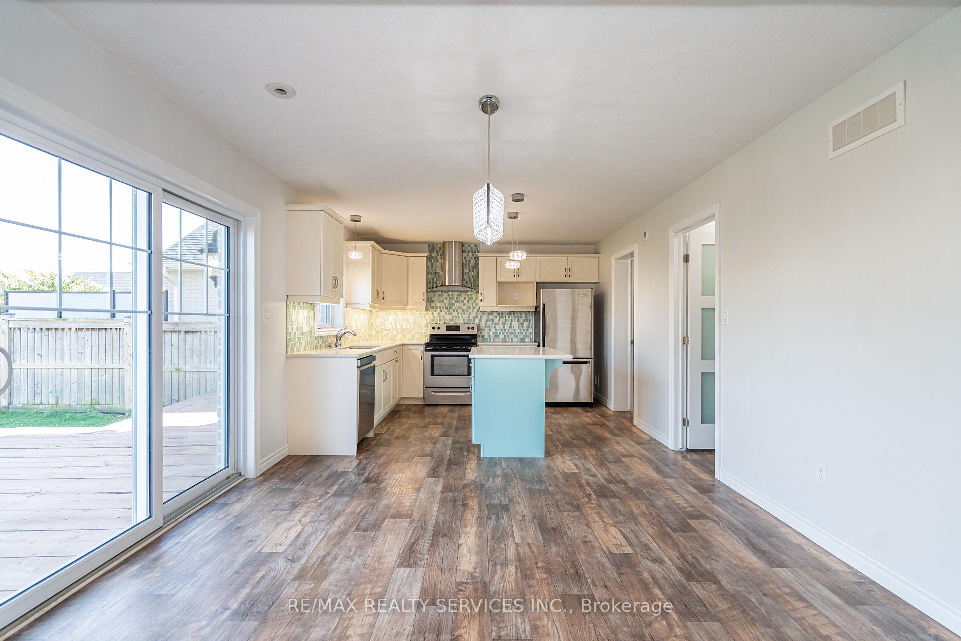 Photo 9 of 25 Acorn Trail, St. Thomas — HOMEH