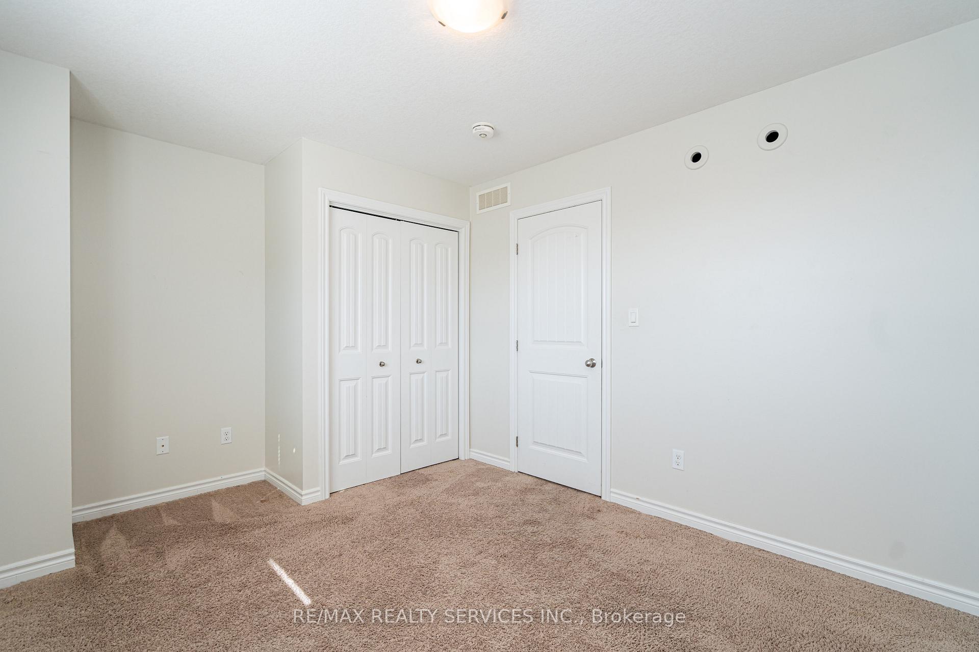 Photo 17 of 25 Acorn Trail, St. Thomas — HOMEH