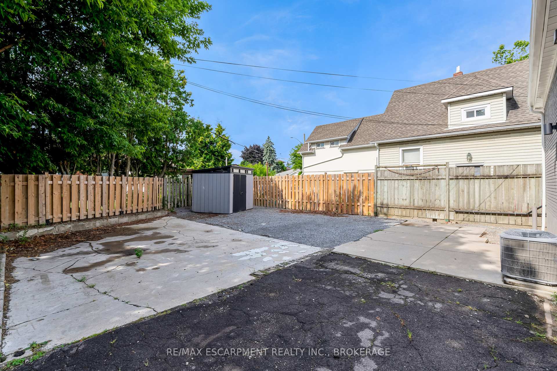 Photo 11 of Unit Lower, 366 Carlton Street, St. Catharines, Facer — HOMEH