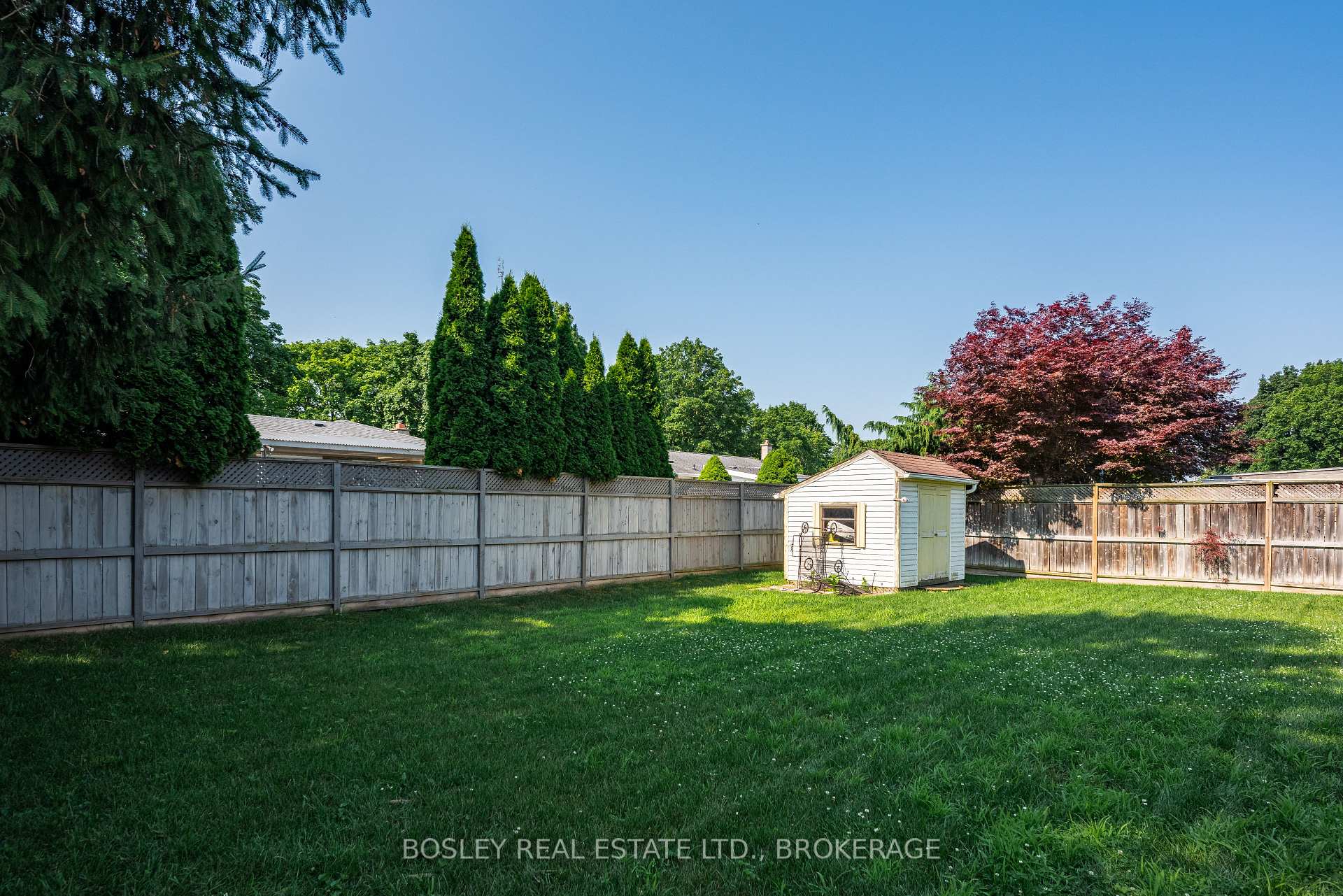 Photo 28 of 60 Royal Manor Drive, St. Catharines, Carlton/Bunting — HOMEH