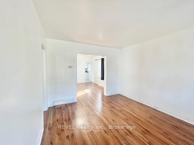 Photo 10 of 8 Monck Street, St. Catharines, Western Hill — HOMEH