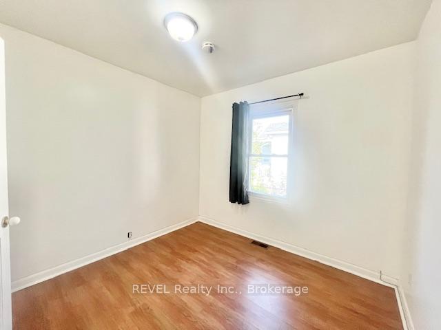 Photo 15 of 8 Monck Street, St. Catharines, Western Hill — HOMEH