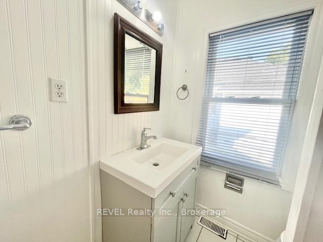 Photo 19 of 8 Monck Street, St. Catharines, Western Hill — HOMEH