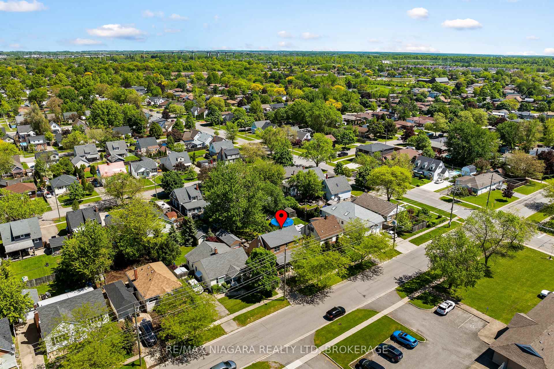 Photo 29 of 39 Seymour Avenue, St. Catharines, Secord Woods — HOMEH