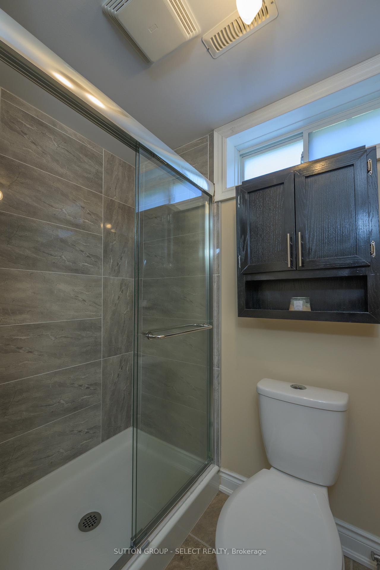 Photo 24 of 29 Ambleside Drive, St. Thomas — HOMEH