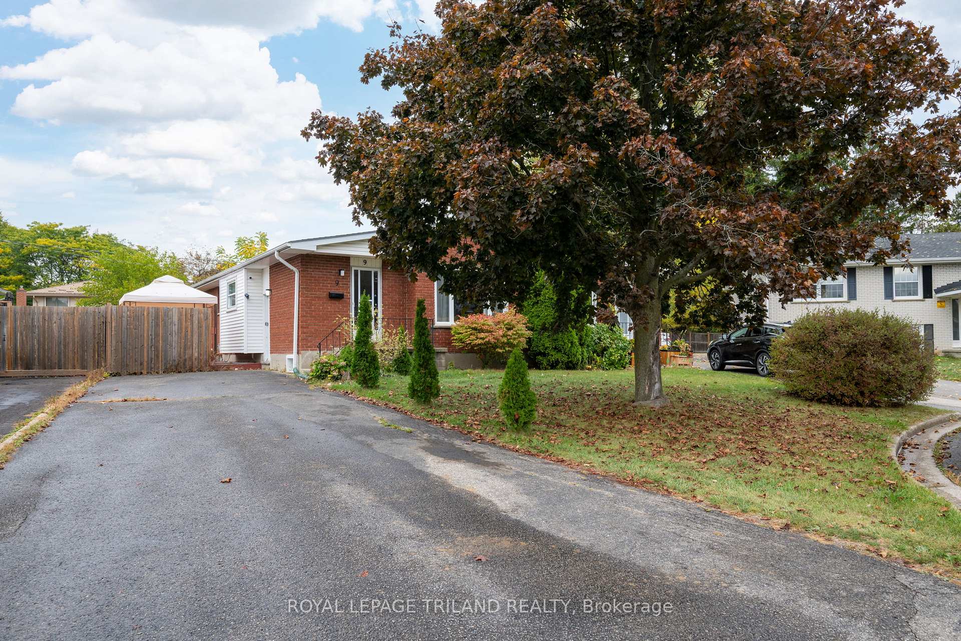 Photo 1 of 9 Johnson Place, St. Thomas — HOMEH