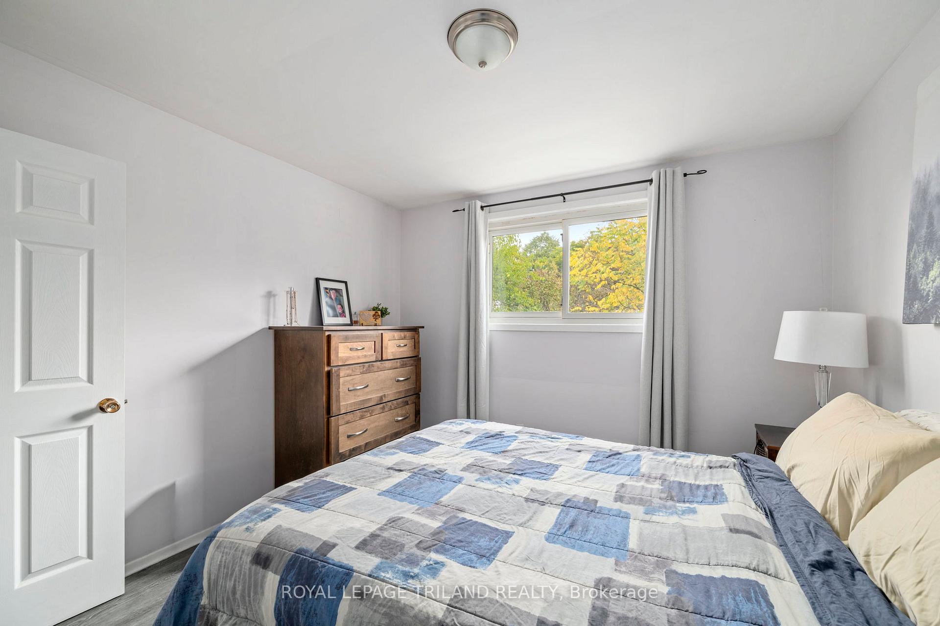 Photo 10 of 9 Johnson Place, St. Thomas — HOMEH